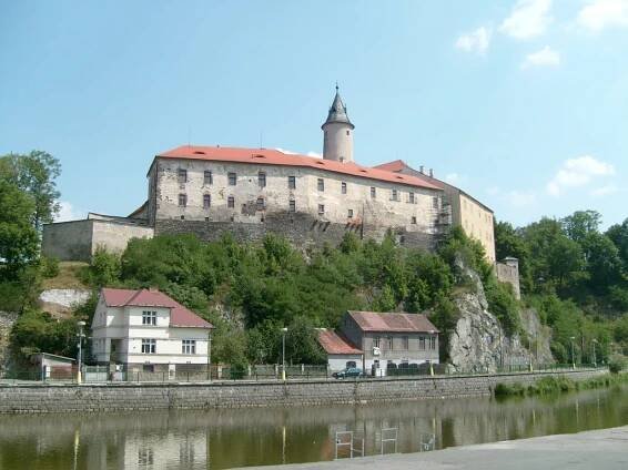 Ledec n.Z. Burg