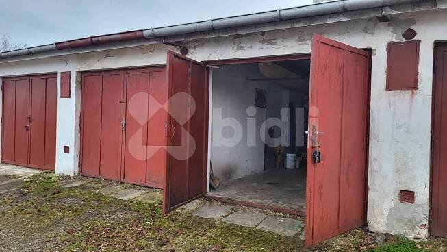Pronájem, garáž 18m2, V Úvoze, Velešín - Pronájem garáže 16 m², Čs. armády, Příbram - Příbram IV