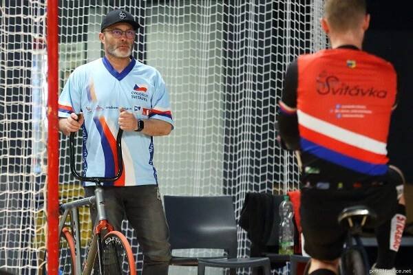 Hrdlička mladší se Staňkem vládli i doma a po extraligové výhře jsou blízko MS