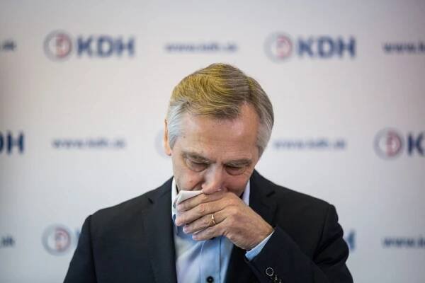 Figeľova éra v KDH sa skončila, vzdal sa funkcie predsedu - SITA.sk