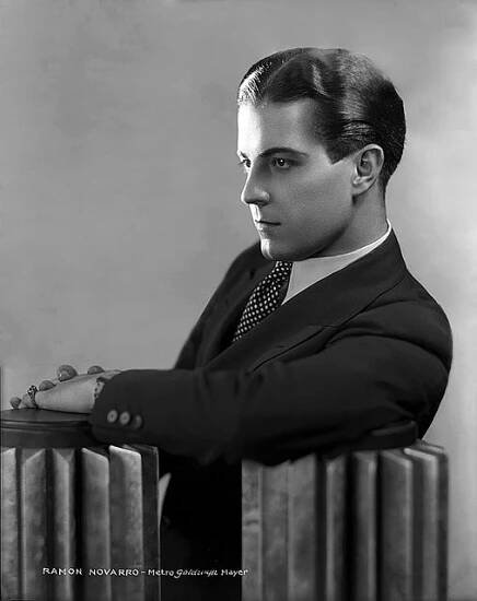 http://images6.fanpop.com/image/photos/41400000/Ramon-Novarro-Jose-Ram-n-Gil-Samaniego-February-6-1899-October-30-1968-celebrities-who-died-young-41462764-507-640.jpg