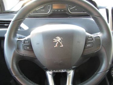 Peugeot 2008, 1.6 VTi, Navi, xenon, +kola, SUV,