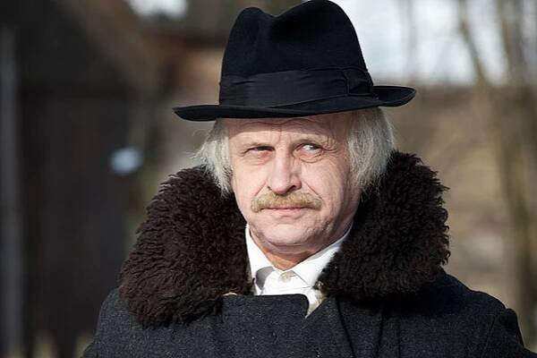 Dvanáct měsíčků - Z filmu - Vladimír Čapka