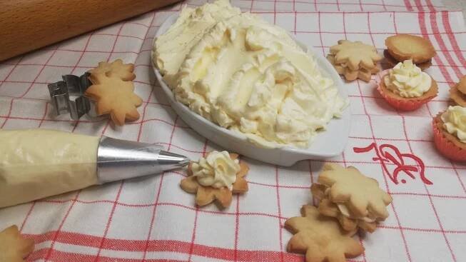 LOUTKOV KRM - zkladn krm / vnon cukrov / dortov npl / @JanaCJany