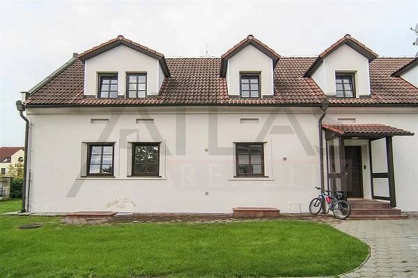 Pronájem Dům, Průhonice, okres Praha-západ