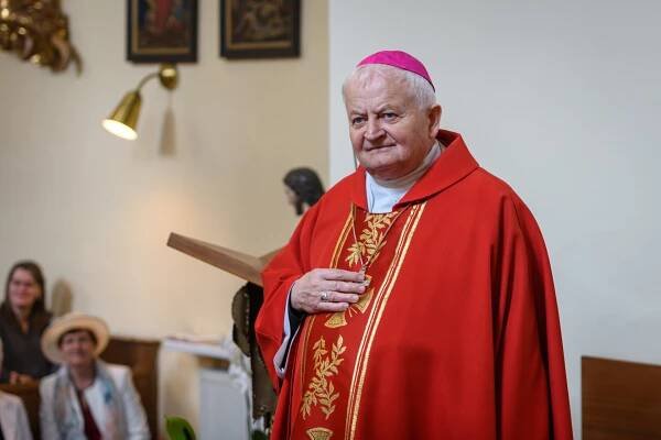 Emeritní biskup Karel Herbst slaví dnes životní jubileum - Církev.cz