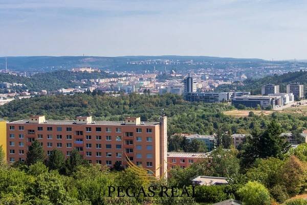 Koniklecová, Brno - Nový Lískovec