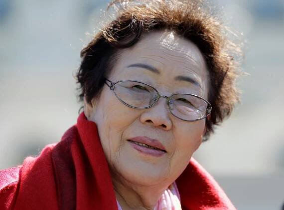 Yong Soo Lee, Japan World War II 'comfort woman,' demands Shinzo Abe apology