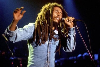 Jamaican reggae singer-songwriter Bob Marley (1945 - 1981), 27th November 1979. (Photo by Michael Ochs Archives/Getty Images)