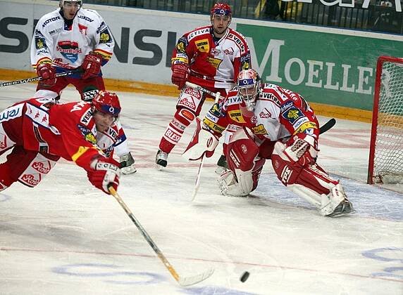 HC Slavia Praha - HC Mountfield 4:3 po sn. - Hokejisté Slavie přehráli Budějovice až po nájezdech (6/9)