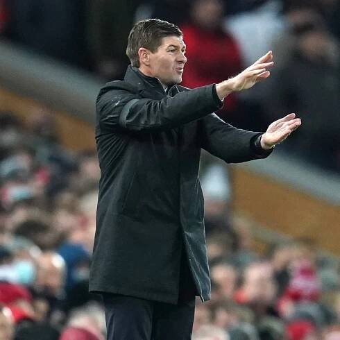 Steven Gerrard ‘thankful’ for Anfield reception as Aston Villa beaten on return