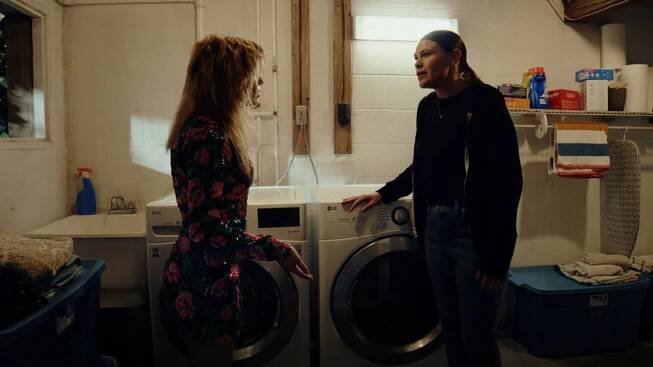 Natasha Lyonne, Clea DuVall - S ledovým klidem - Hák - Z filmu