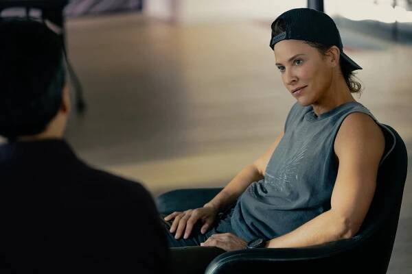 Lioness - Ďábel drží všechna esa - Z filmu - Jill Wagner