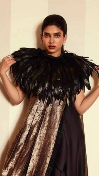 Dushara Vijayan’s Most Elegant Fashion Moments