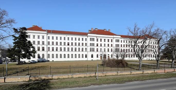 Uprchlický tábor Traiskirchen