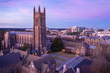 Duke University: Vstupné, školné, štipendiá, kurzy a hodnotenie