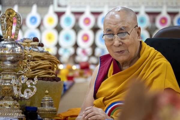 Blíži sa koniec tibetského dalajlámu. Čína chce dosadiť vlastného duchovného, svet čaká test vôle