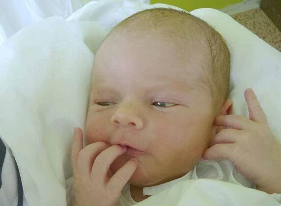 Eliáš Vyskočil, Doksy. Narodil se 15. února 2016. Váha 3,03 kg, míra 49 cm. Rodiče jsou Zuzana Marková a Václav Vyskočil (porodnice Kladno).