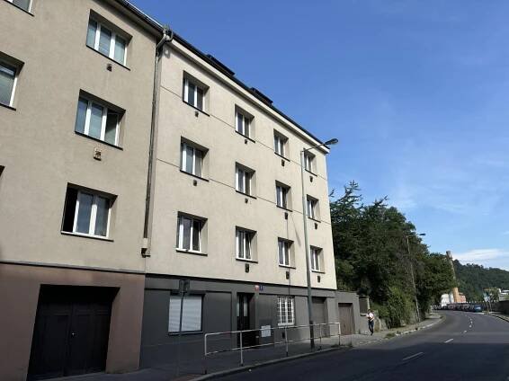 Prodej bytu 1+1 60 m², Křížová, Praha - Smíchov