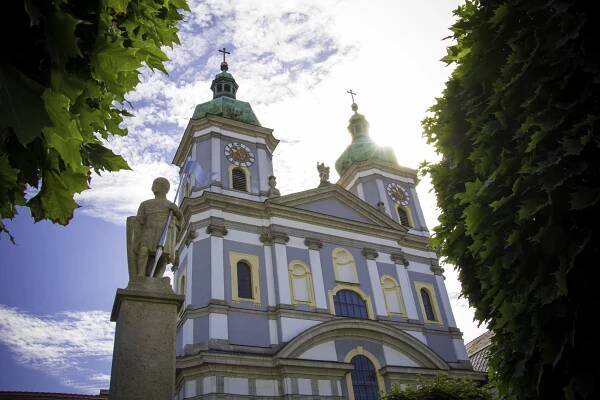 007 Basilika