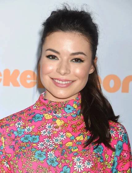 13 Celebrities Who Are Nice In Person, According To Me