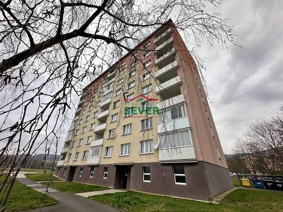 Prodej Byt 3+1, 17. listopadu, Klášterec nad Ohří - Miřetice u Klášterce nad Ohří, okres Chomutov