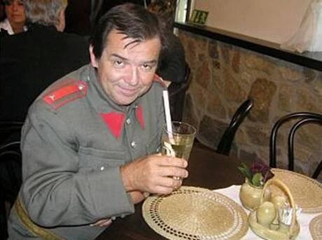 Erik Pardus jako strážmistr Záhálka z Četnických humoresek