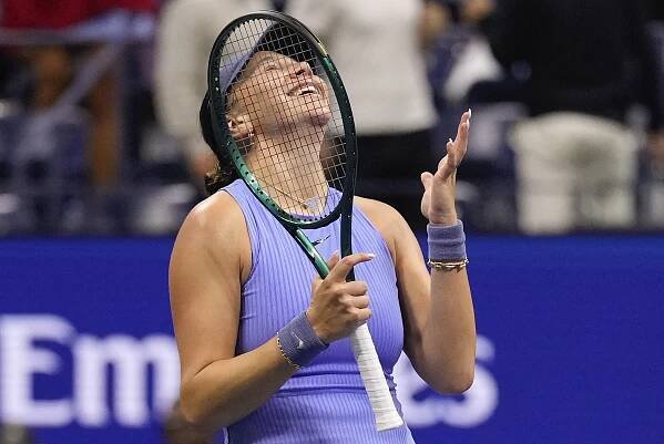 O titul na US Open se utkají obhájkyně Sabalenková s Anisimovovou
