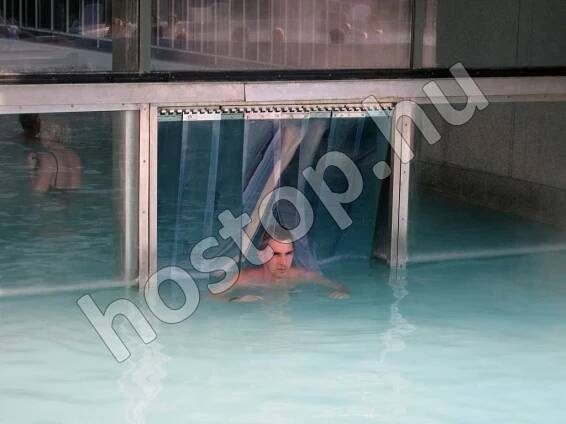 Pool Exit Curtain – Hőstop.Hu