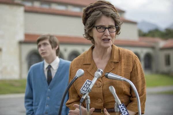 Melissa Leo in Character as Madalyn Murray O'Hair Wallpaper