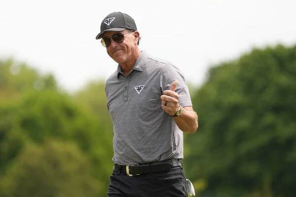 Phil Mickelson celebrates after a birdie on the fifth hole during the second round of the PGA Championship.