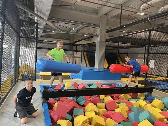 Výlet do Jump arény k oslavě Dne dětí – ZŠ a MŠ Nemilany