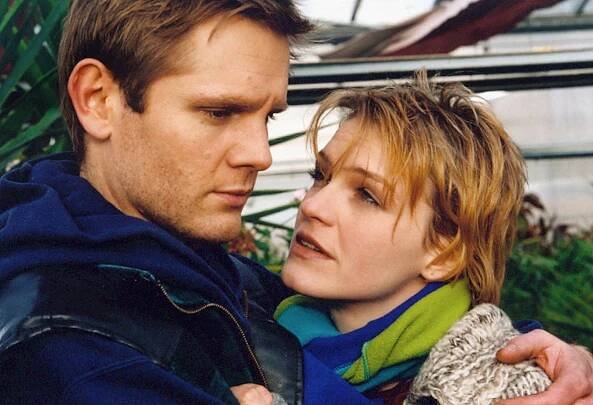 In aller Freundschaft - Für das Leben eines Freundes - Z filmu - Kai Ivo Baulitz, Caroline Scholze