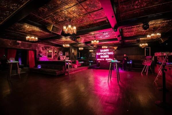 7 - VIP Upstairs-min.jpg