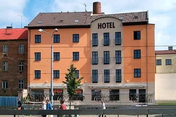 XIV. KONGRES ČESKÉ ORTODONTICKÉ SPOLEČNOSTI | 26. — 28. 9. 2013 | ANGELO HOTEL / Plzeň / Česká republika