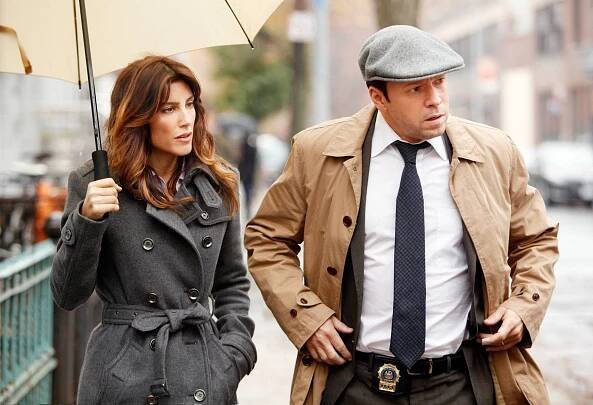 Spravedlnost v krvi - The Uniform - Z filmu - Jennifer Esposito, Donnie Wahlberg