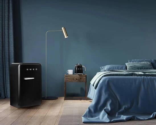 Rychlovarná konvice 50's Style Mini - Smeg KLF05BLEU | FormAdore