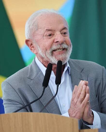 Trump says Brazil's Lula can call him anytime
