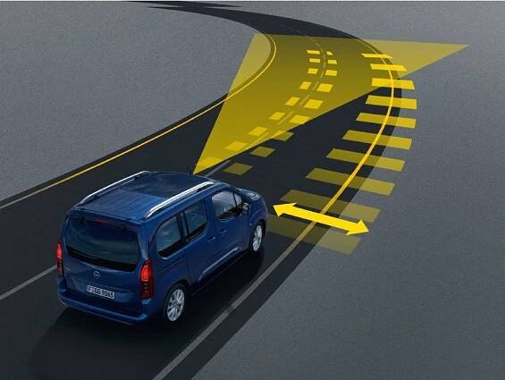Opel Combo Life, bezpečnosť, asistent udržiavania vozidla v jazdnom pruhu