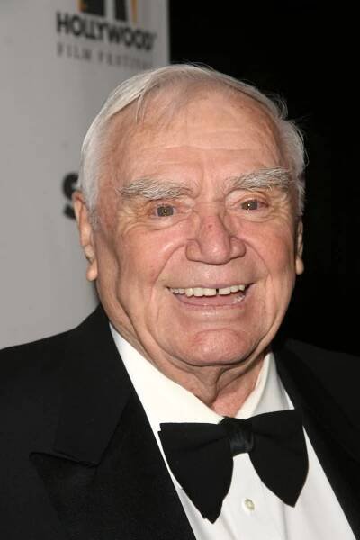 50 Most Famous 90s Actors of All Time
