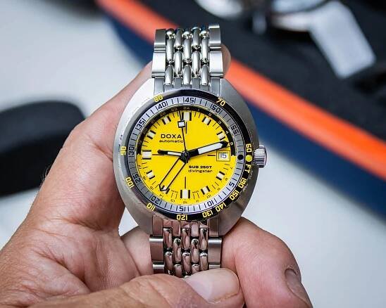 Hands-On: Doxa SUB 250T GMT Watches | aBlogtoWatch