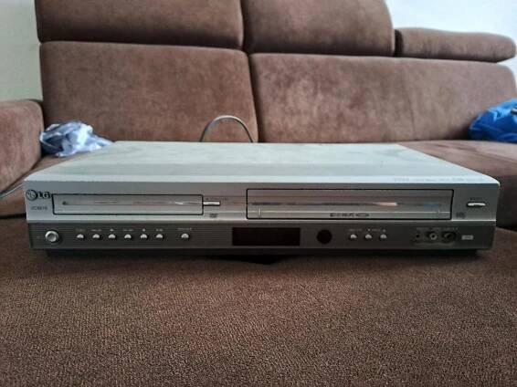 LG VCR+DVD VC8816