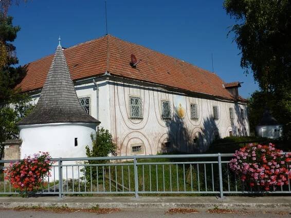 Soubor:Lengenfeld Neues Schloss1.jpg – Wikipedie