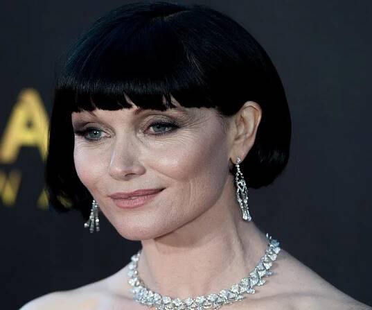 Essie Davis Biography - Facts, Childhood, Family, Achievements of Australian Actress