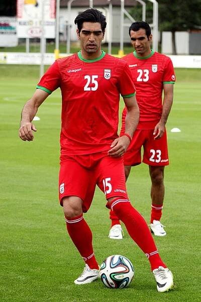 Reza Haghighi - Wikipedia
