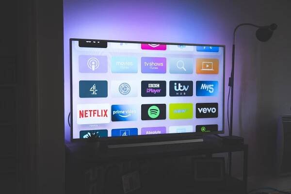 Nejlepší internetové televize dle srovnání a recenzí 2025