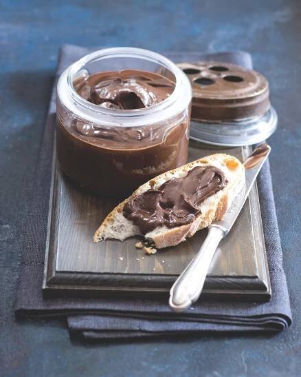 Nutella po 60 letech mění recepturu a přidává arašídy. Češi ale dávno mají Nugetu!