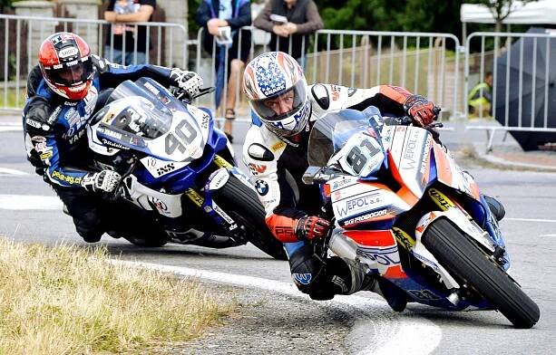 Zlatý kahanec nevyhrál nikdo. Motocyklové závody musely být předčasně ukončeny