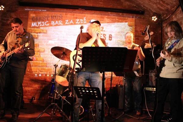 Foto z koncertů | Music Bar Za Zdí