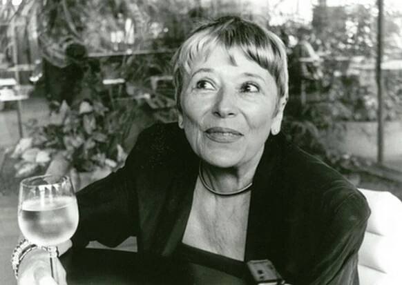 Před 20 lety zemřela Ester Krumbachová. Stopu zanechala i v Laterně magice a v Národním divadle